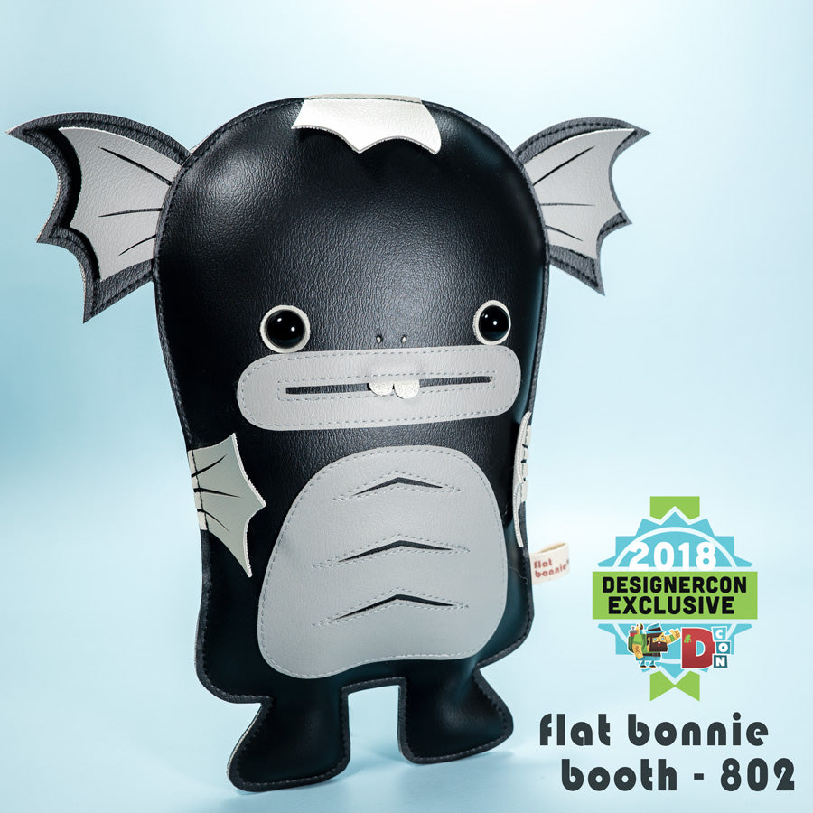 Flat-Bonnie-Dobichan-Plush-DesignerCon-2018-Exclusive-Monochrome-Edition-DCon
