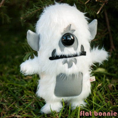 Flat Bonnie x Spanky Stokes - Flat Stroll - Plush mascot collaboration