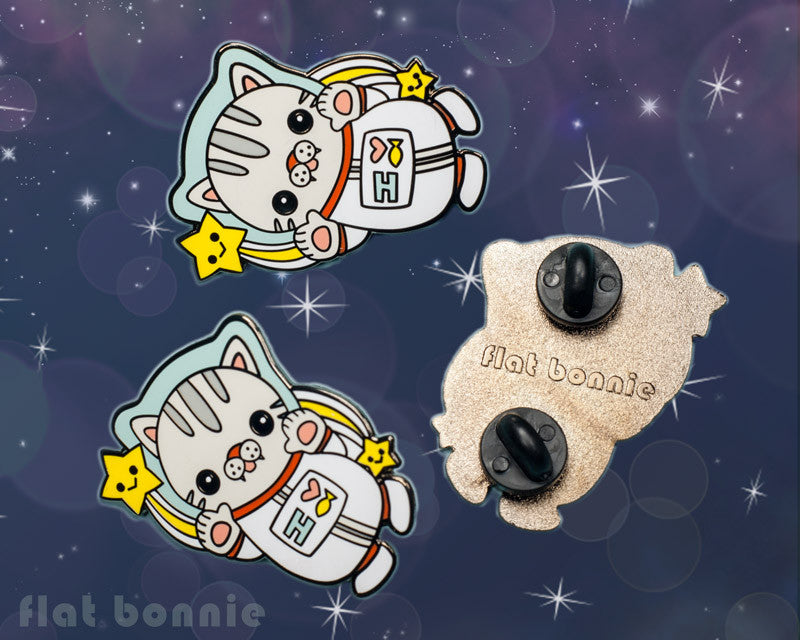 Polydactyl Space Cat enamel pin - Kawaii enamel pins - Cloisonné lapel pin - Enamel Lapel Pin - Flat Bonnie - 1