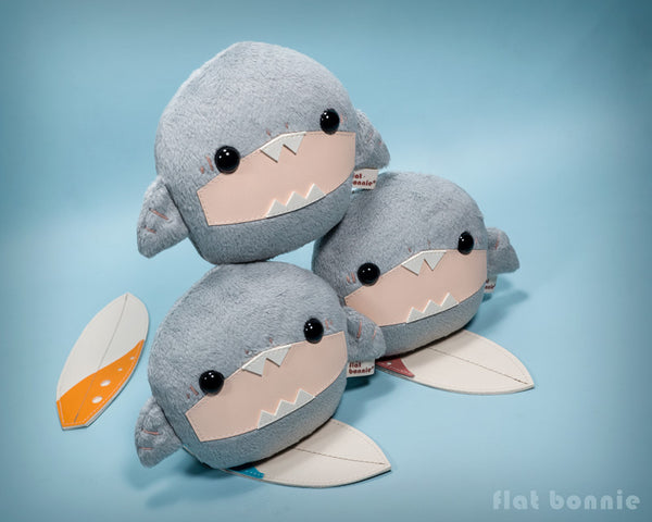 Baby shark stuffed animal - Surfing shark soft toy doll - Flat Bonnie 4